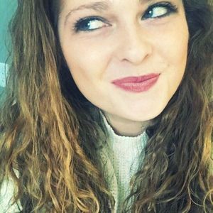 Meet your Posher, Claire